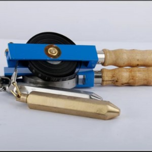 木柄量油尺/量油尺（碳钢尺带5米+铜头） 型号:HZH55-5M库号：M52151 
