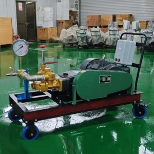 电/动试压泵 型号:XX71-3D-SY10000/4库号:M403333 电/动试压泵 型号:XX71-3D-SY10000/4库号:M403333